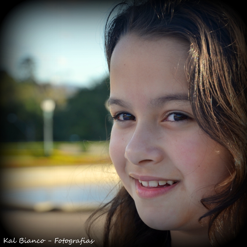 Esta foto faz parte do Book de Luiza feito no Parque Tanguá em Curitiba em Maio de 2012.